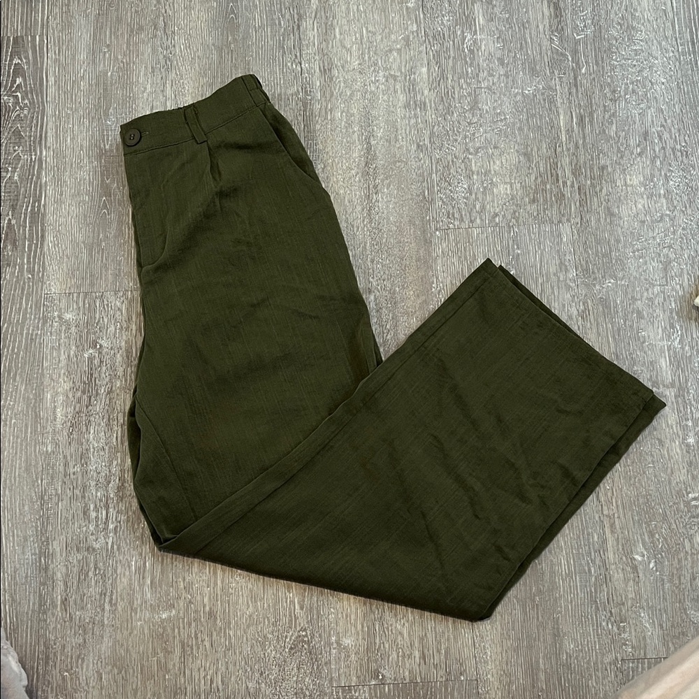 Women’s wide leg trouser
